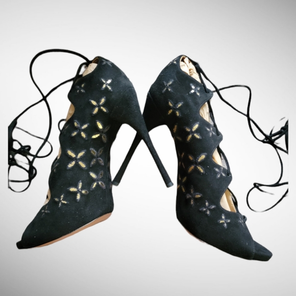 ALAIA |New in Box Black Suede w/Metallic Gold Floral Trim Open Toe Pumps S… - Picture 3 of 16
